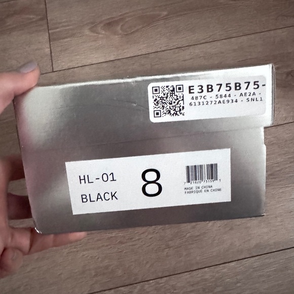 YZY HL-01 8 - Picture 2 of 9